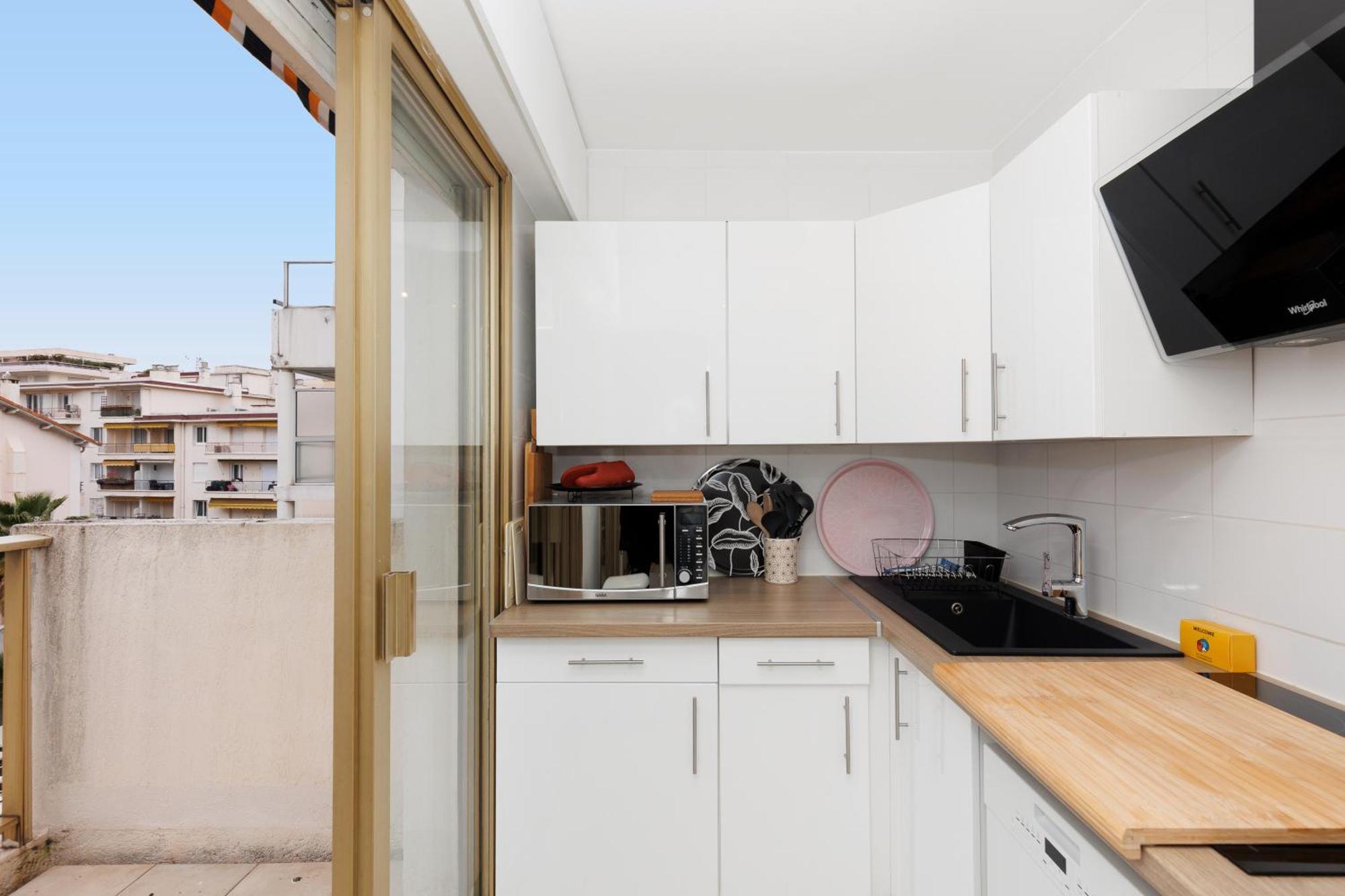 Bleu Croisette Yourhosthelper Cannes Exterior foto